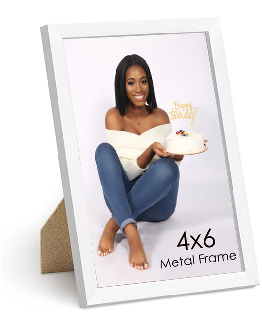 4x6 White Metal Frame + Photo